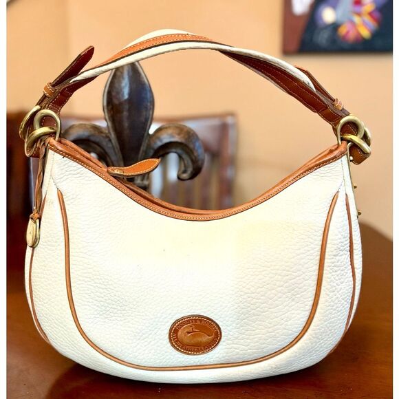 DOONEY & BOURKE - Vtg All Weather Pebble Leather Crescent Sac/Cream/British Tan - Picture 4 of 15